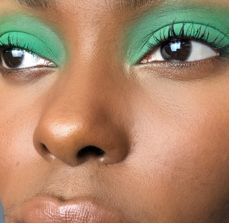 Single Shadow Green Eye Makeup